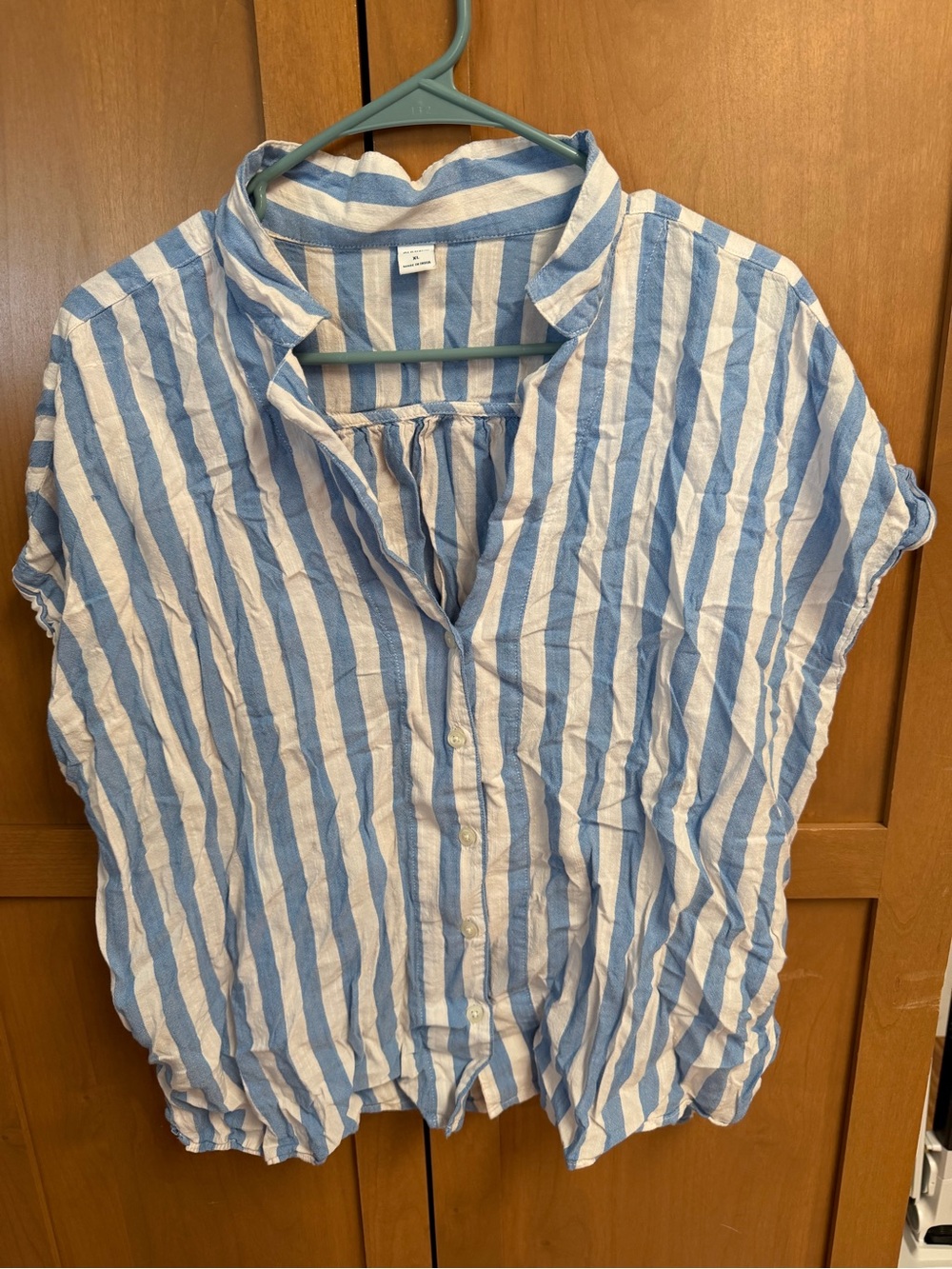 Old Navy Blue and White Vertical Stripe Short-Sleeve Button Blouse